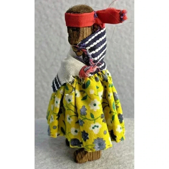 Tarahumara Wood Doll Mexican Folk Art Hand Carved - Picture 2 of 7